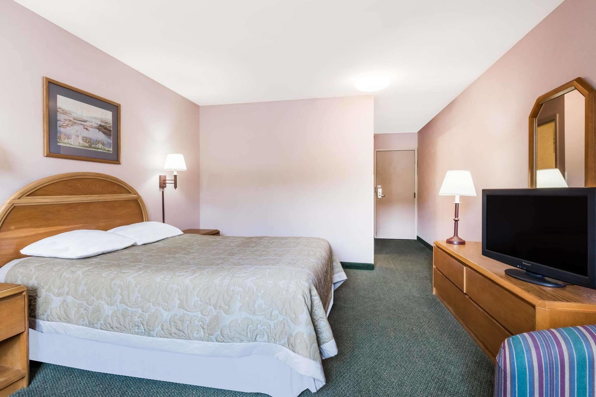 Motel Super 8 By Wyndham State College Exterior foto